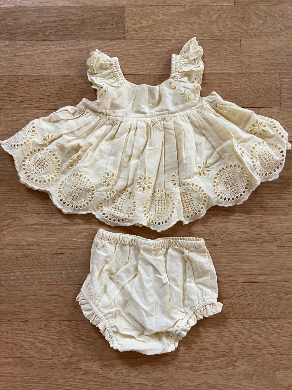 NWOT Baby Gap lace yellow dress set